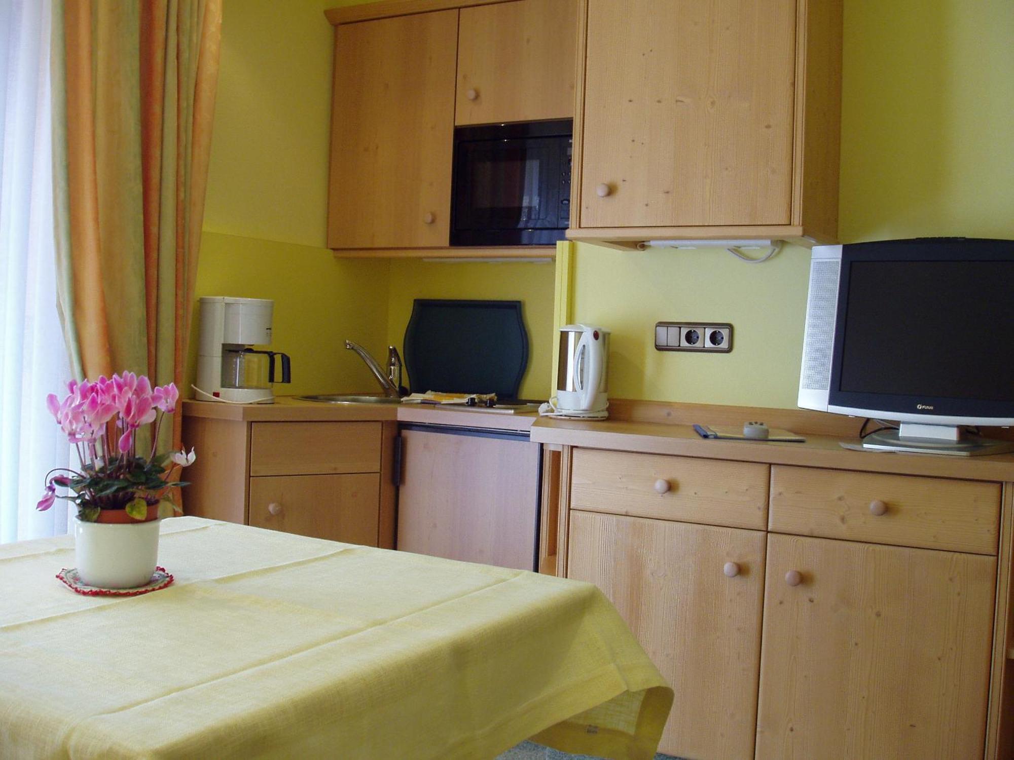 Gaestehaus Zur Faerbe Apartments Oberstdorf Zewnętrze zdjęcie